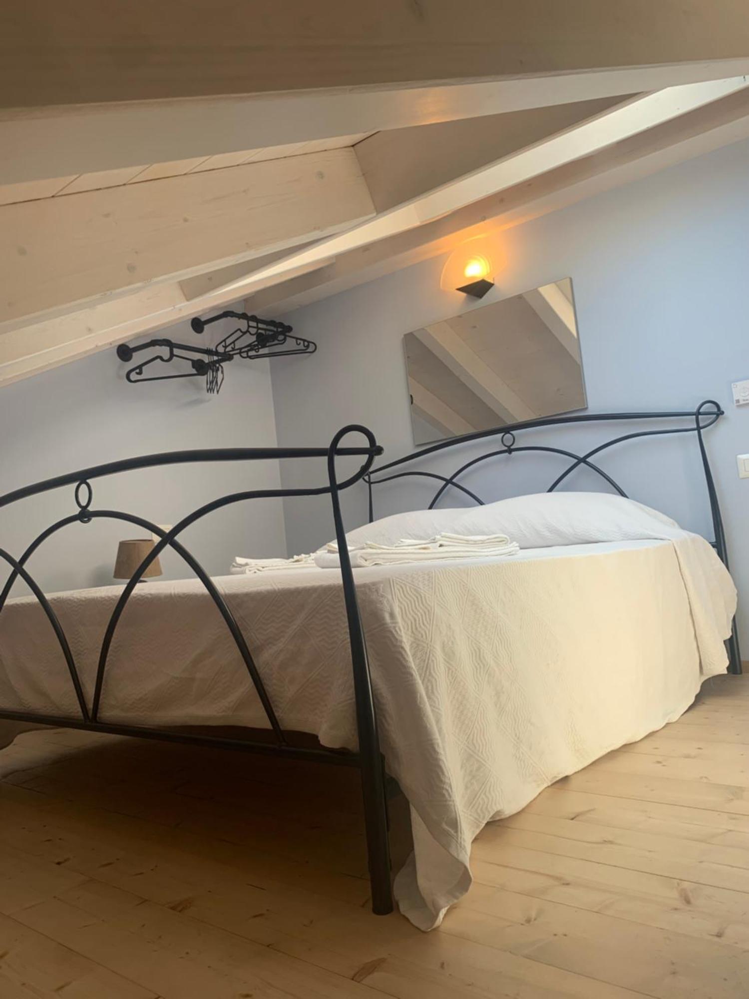 Casa Castellana Apt 1 E Casa Castellana Apt 2 Сала-Комачина Экстерьер фото